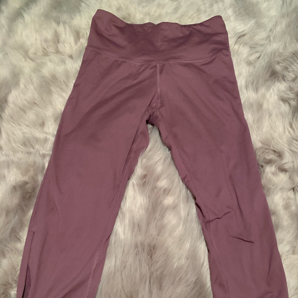 Champion workout leggings. Size Medium.